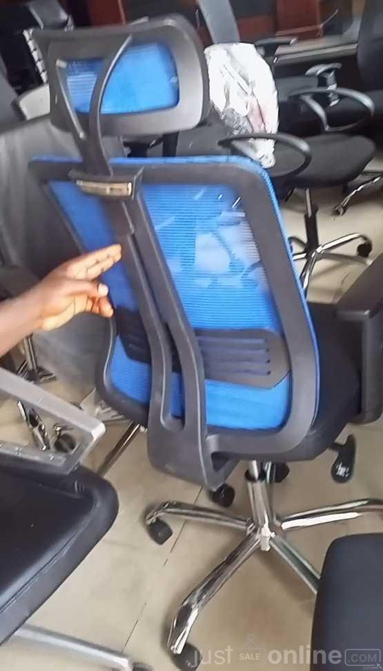 Executive Office Chair For Sale in Mushin