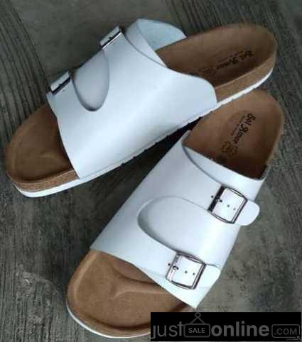 Louis Vuitton Men's Palm Slippers in Lagos Island (Eko) - Shoes