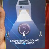 Solar street light at Ojo Alaba