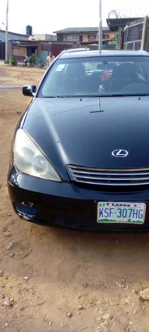 Nigeria Used Lexus car for sale at Ijankara market