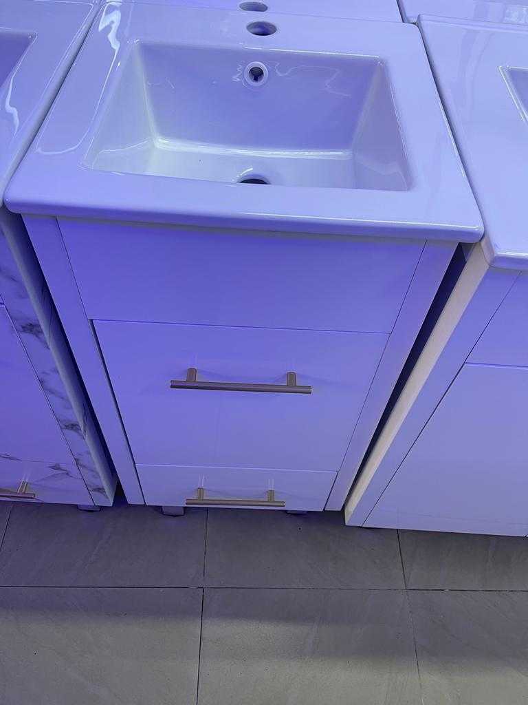 Cabinet basin & mirror