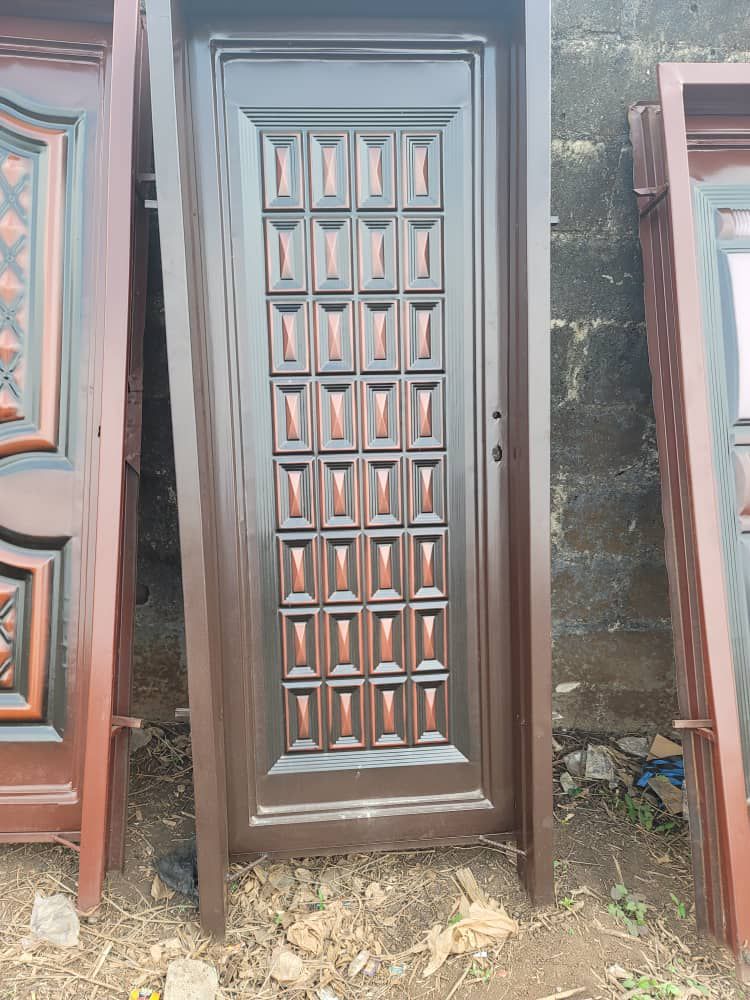 Iron Gate for sale at ikorodu