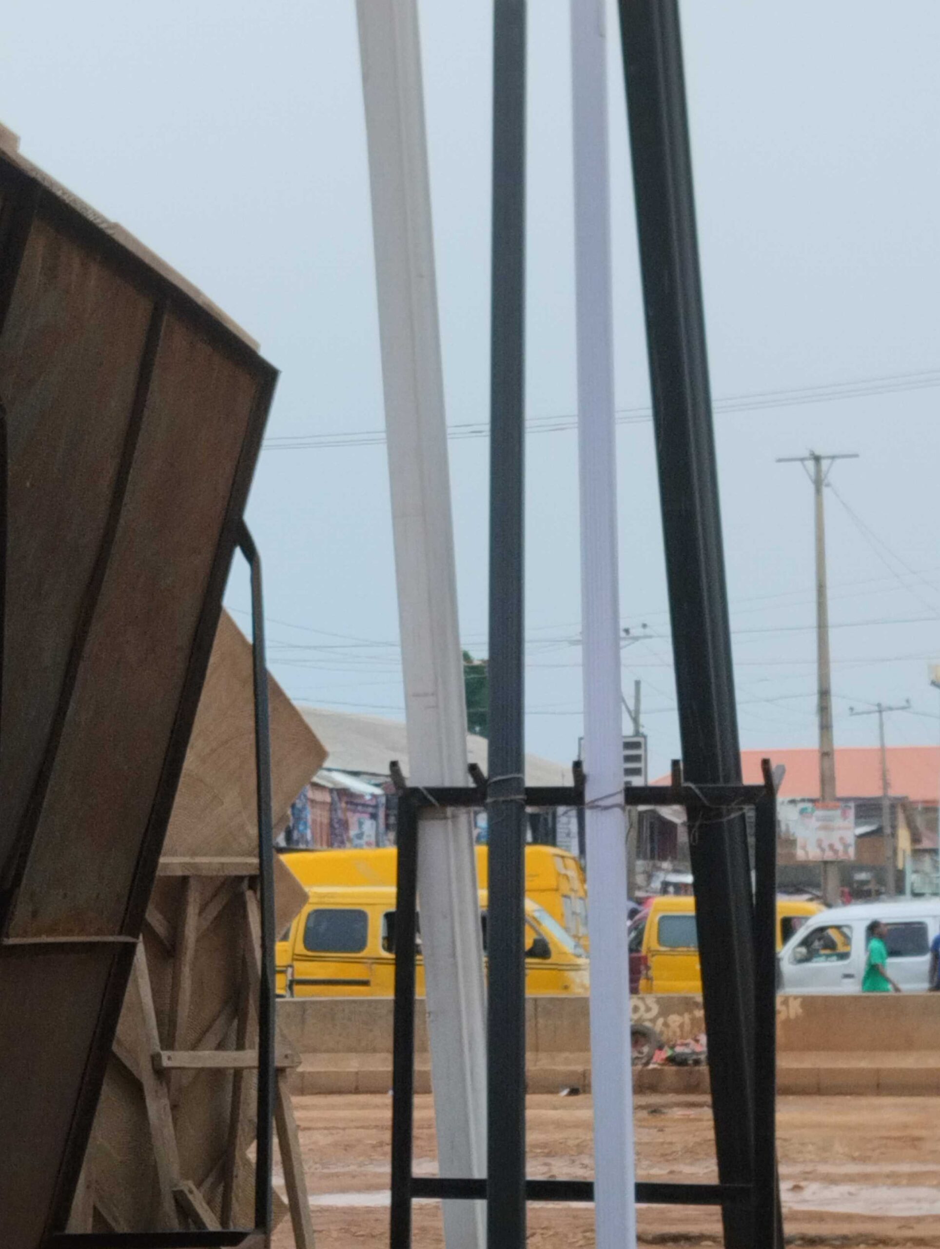 Rain gutters, plastic down pipe and accessories