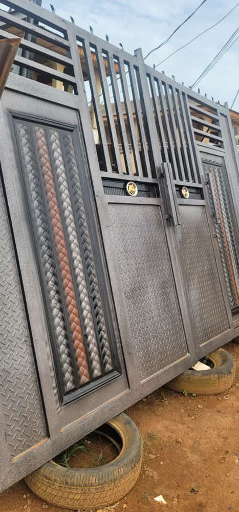 Iron Gate for sale at ikorodu