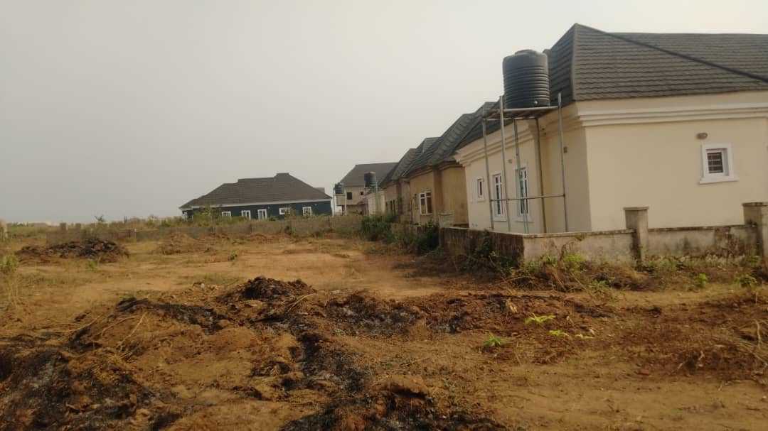 Premium Plots In Mowe