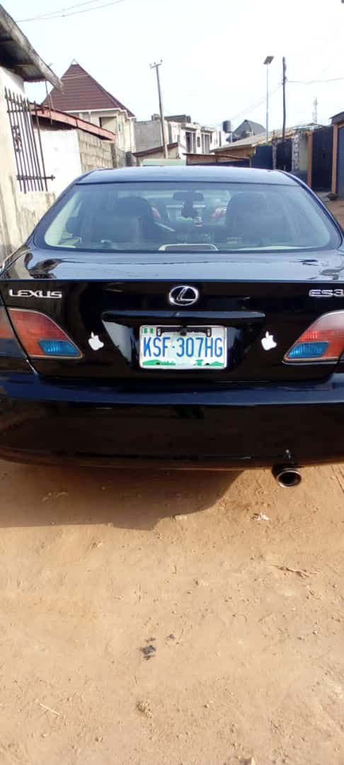 Nigeria Used Lexus car for sale at Ijankara market