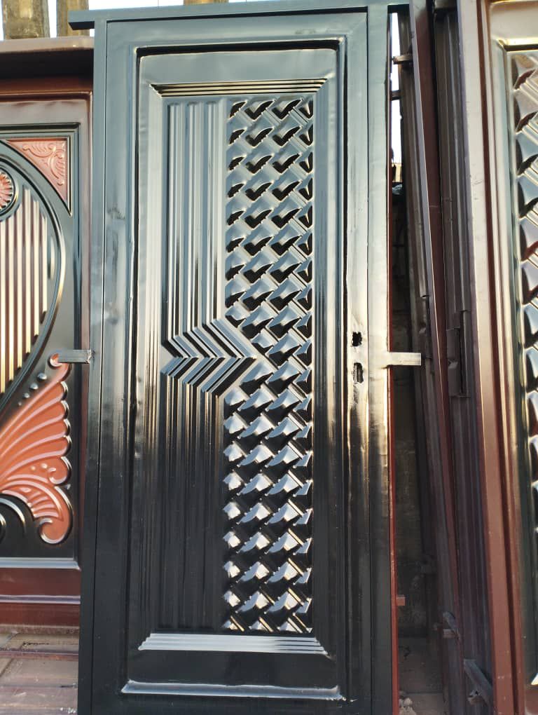 Iron Gate for sale at ikorodu