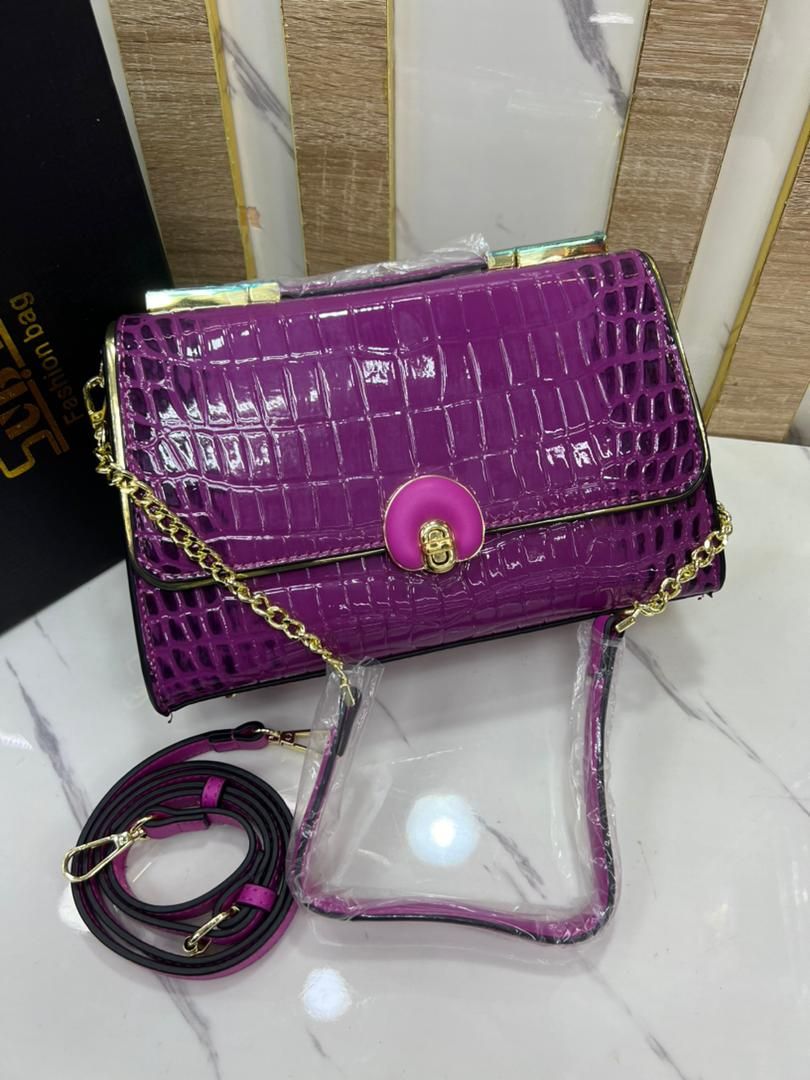 Luxury handbag for sale at ikorodu
