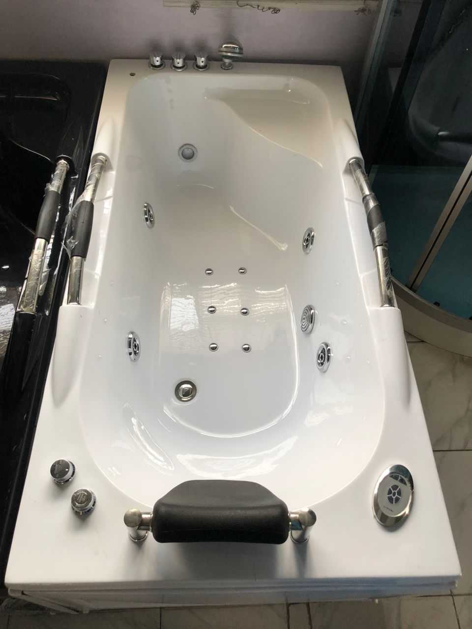Jacuzzi For Sale At Orile Coker