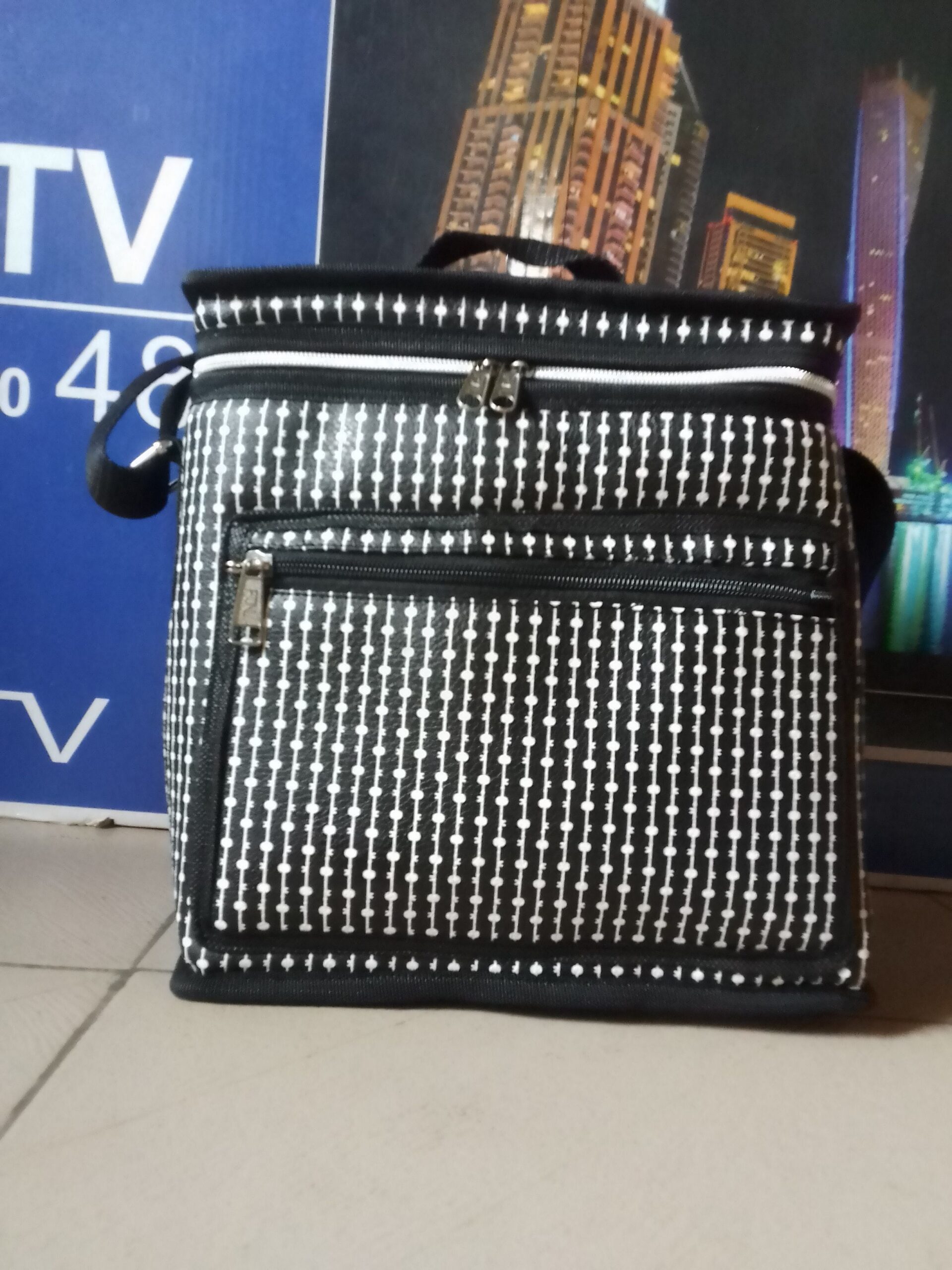 Lunch bag for sale at ikorodu