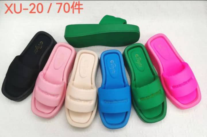 Ladies designer slippers for sale at ikorodu