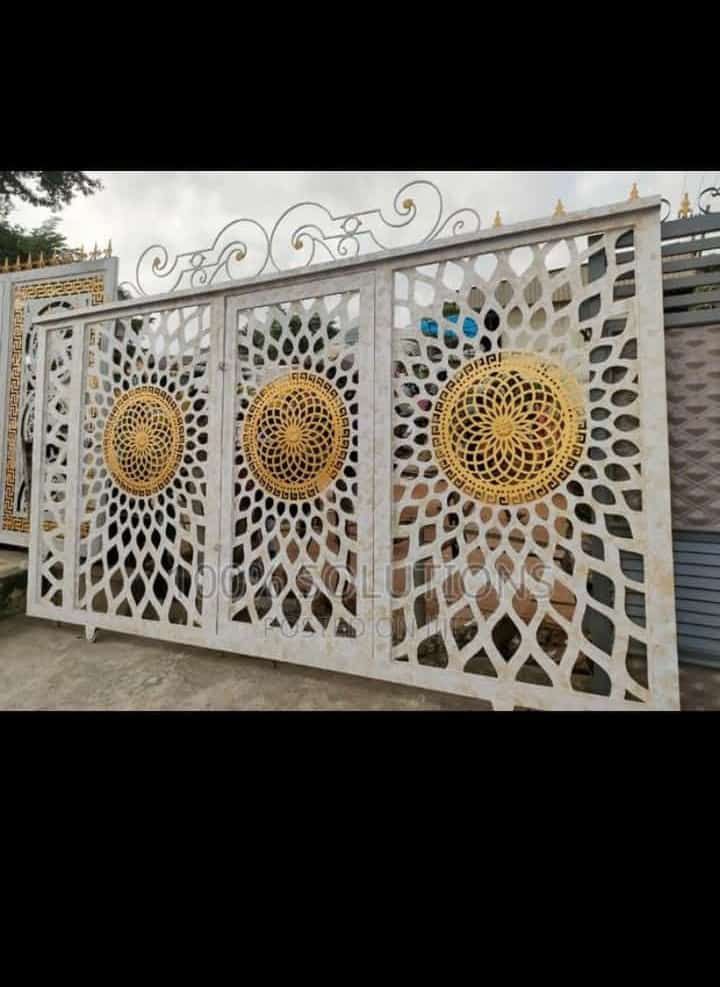 Channel Gate for sale at ikorodu