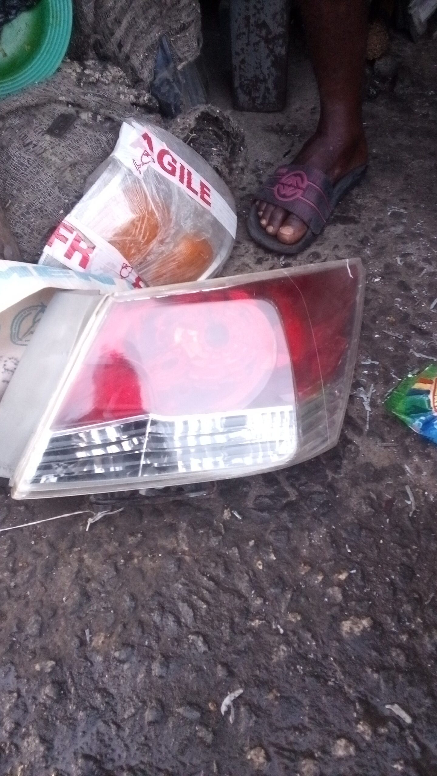 Front and back light for all cars for sale at ladipo market