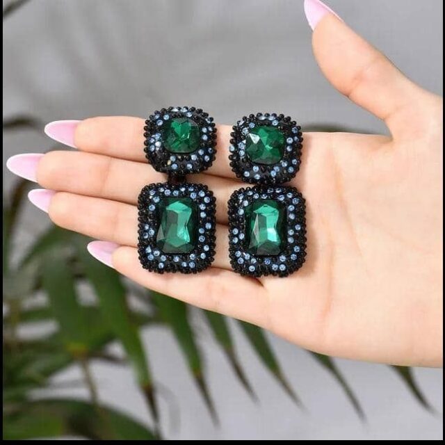 Crystal Earrings And Necklace Set For Sale – Ikeja