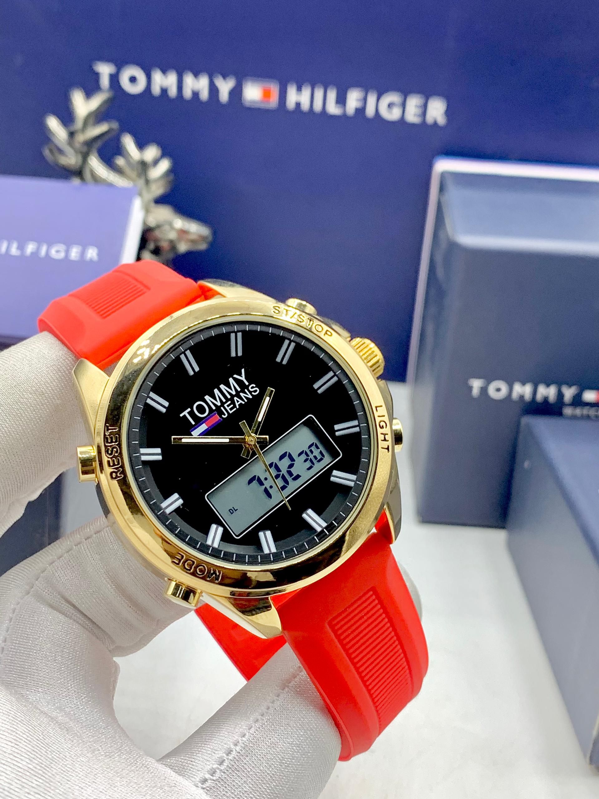 TOMMY HILFIGER CHRONOGRAPH RUBBER STRAP