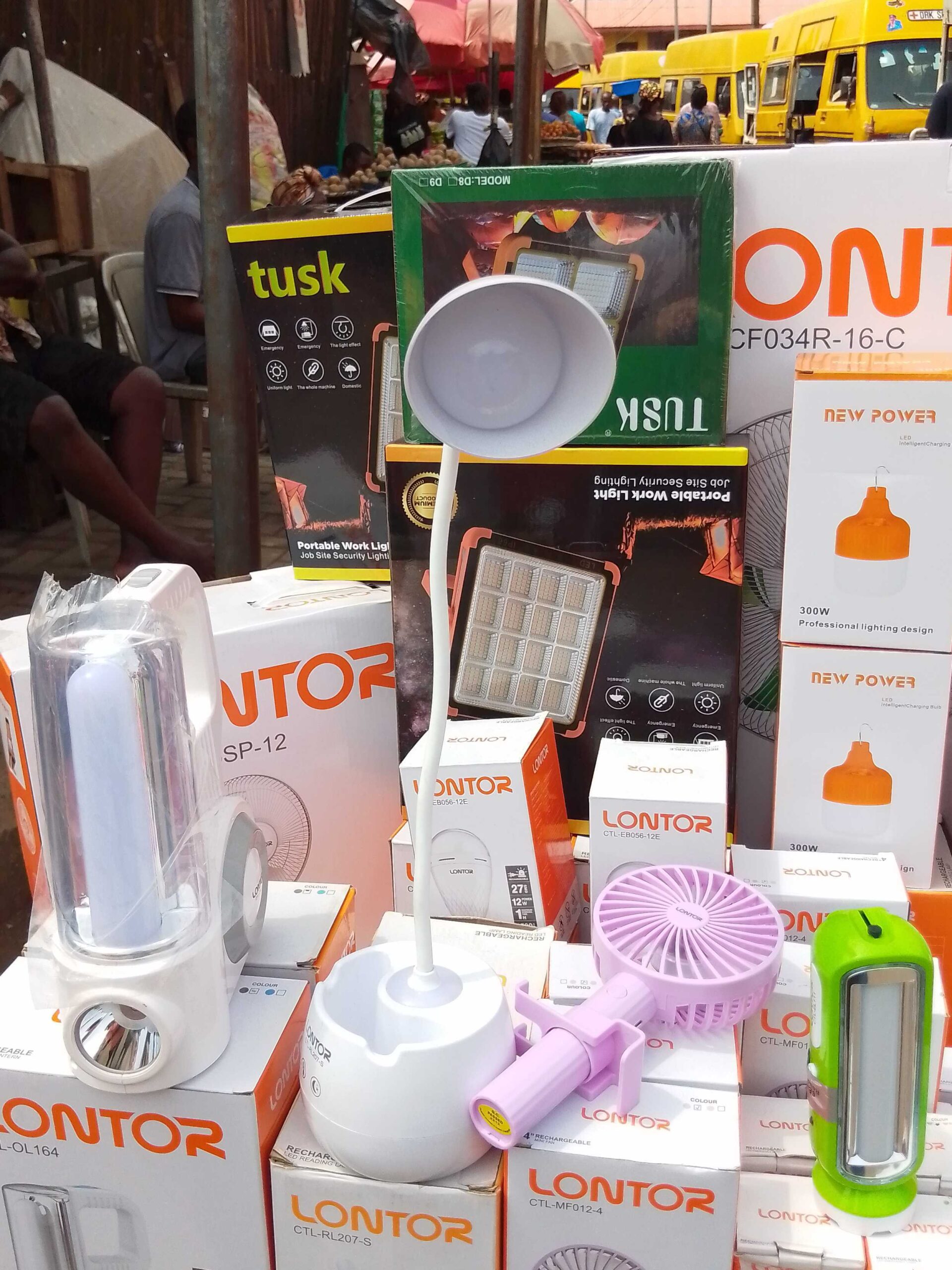Lontor touch light fan 16 inch rechargeable water mist fan
