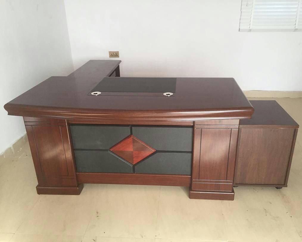 Executive Office table for sale at Mangoro ikeja