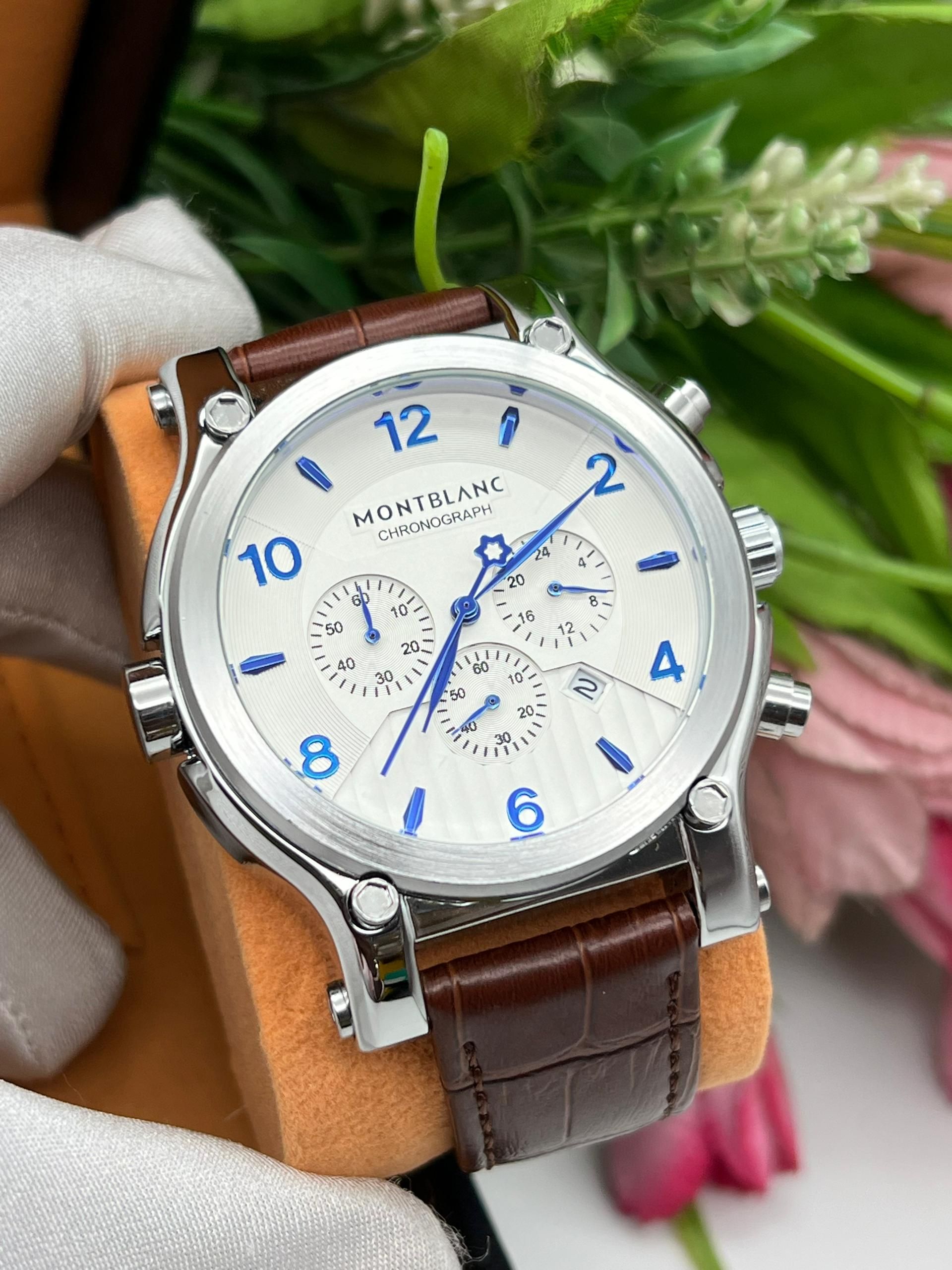 MONTBLANC STAINLESS STEEL HEAD LEATHER AND CHAIN WATCH,