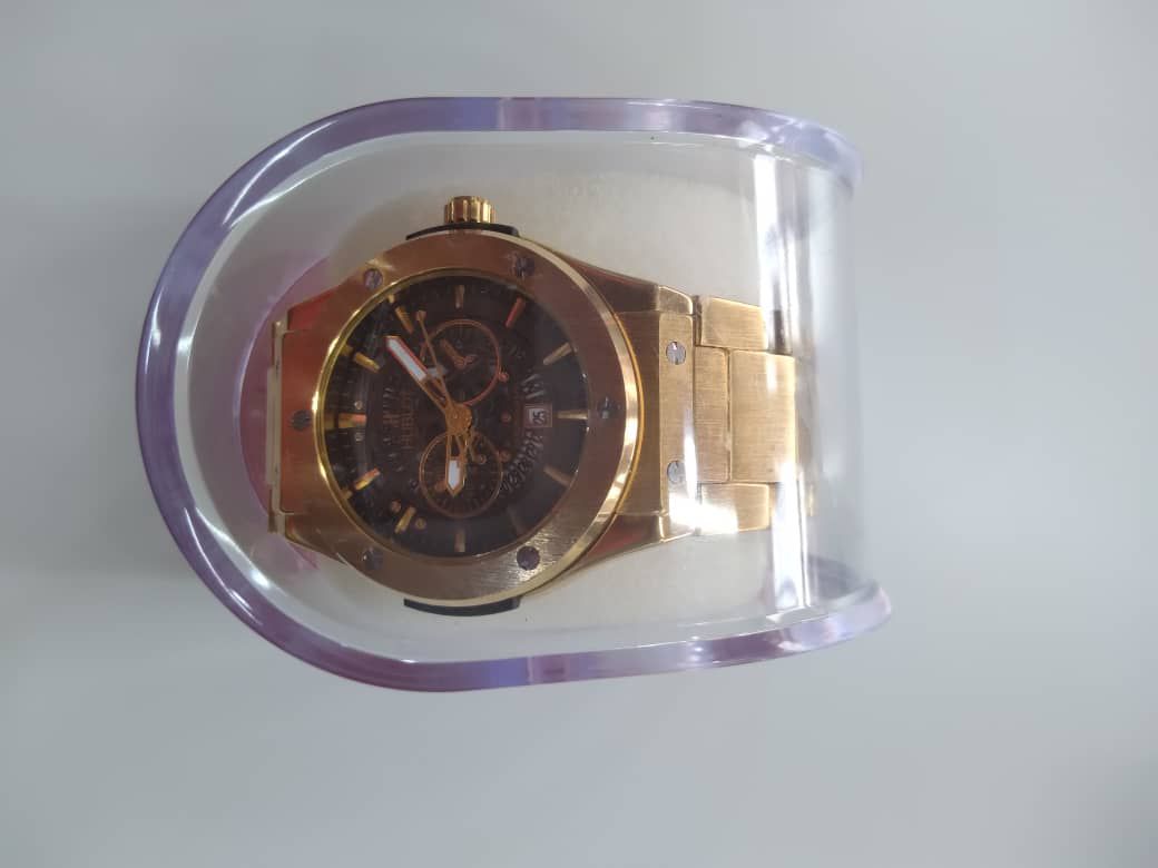 Quality Unisex wristwatch for sale at ikeja