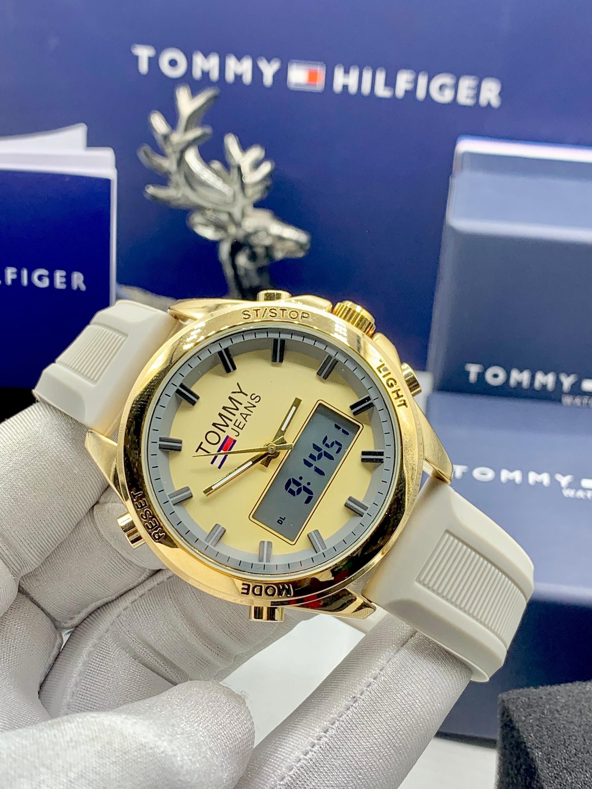 TOMMY HILFIGER CHRONOGRAPH RUBBER STRAP