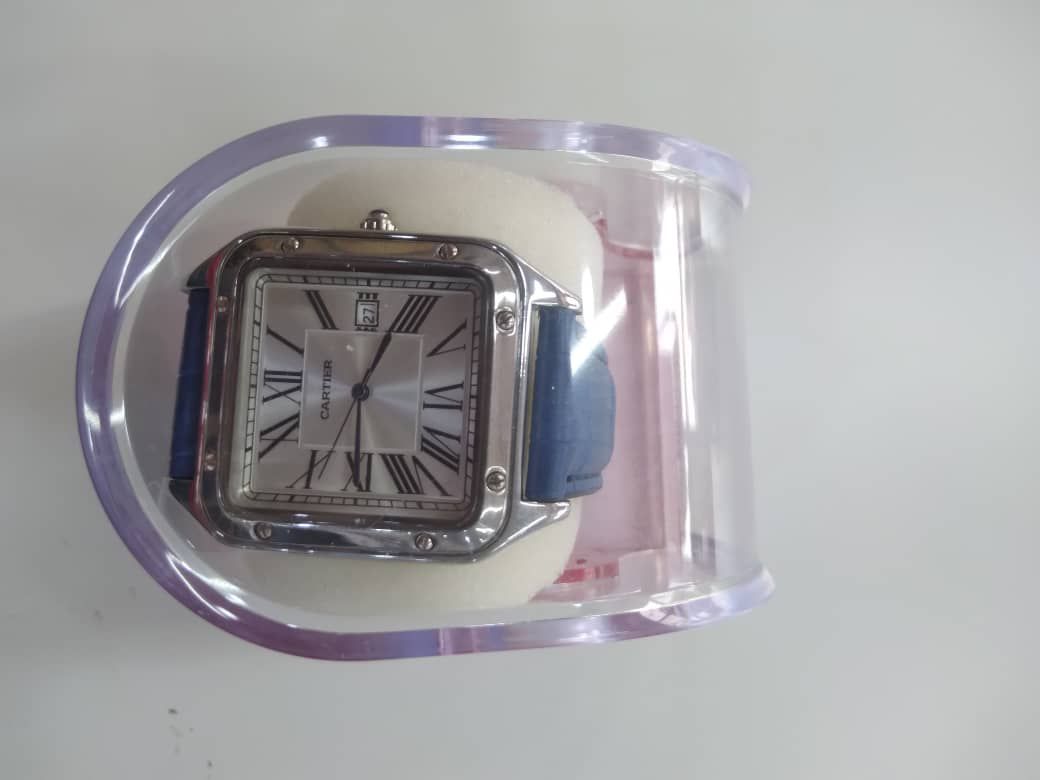 Quality Italian Unisex Wristwatch for sale at ikeja