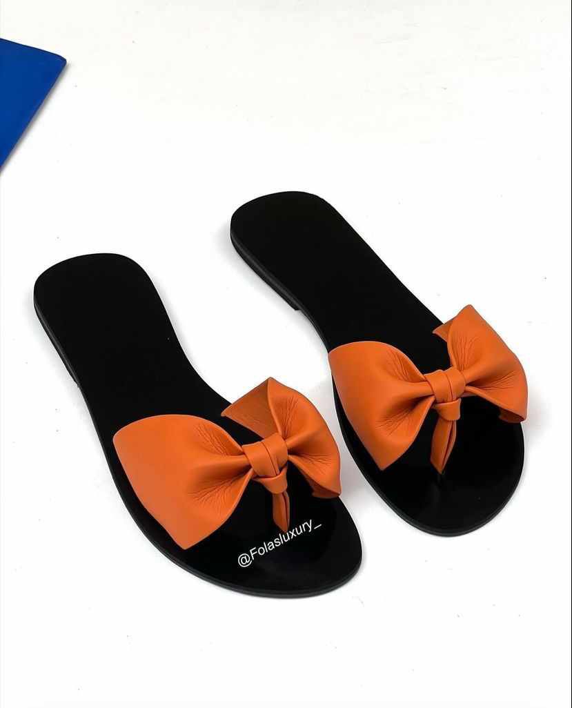 Ladies slippers for sale at ikorodu