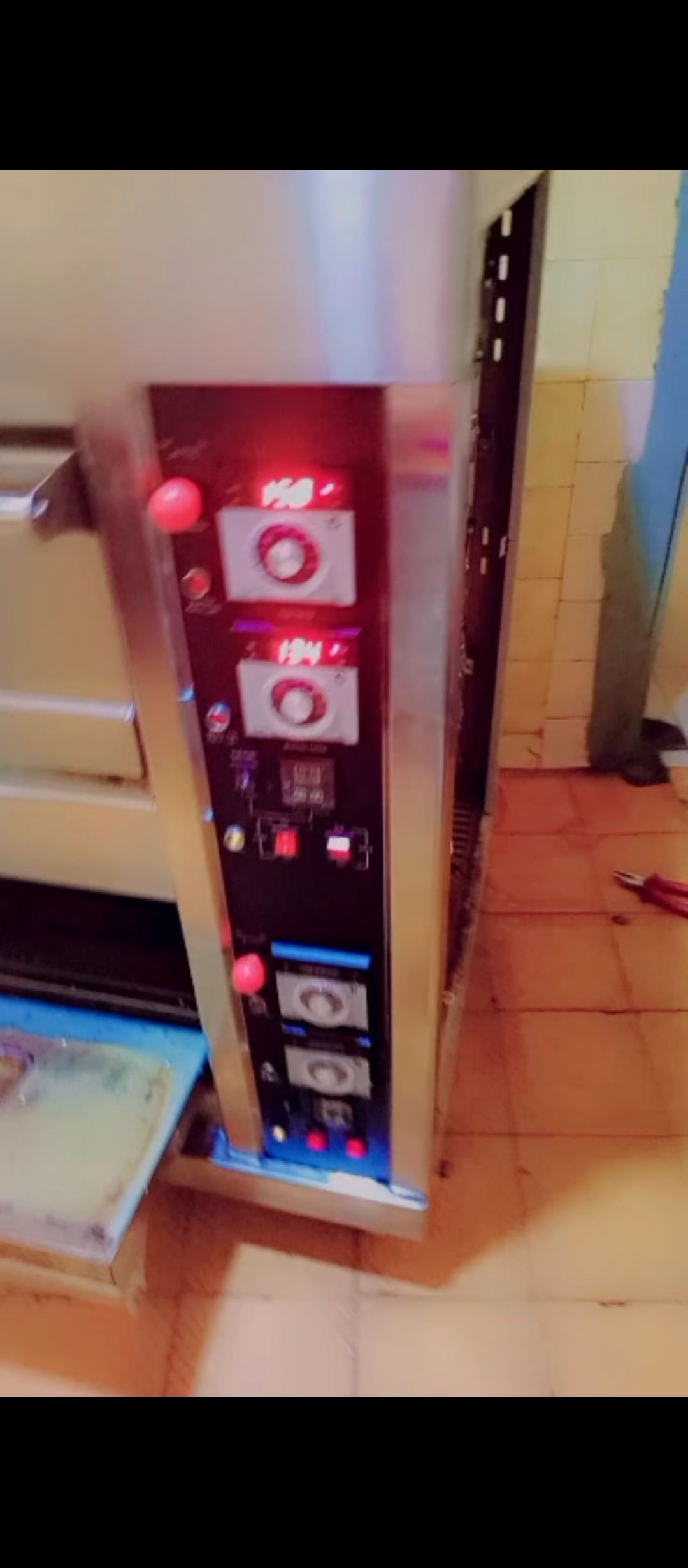 Gas cooker servicing