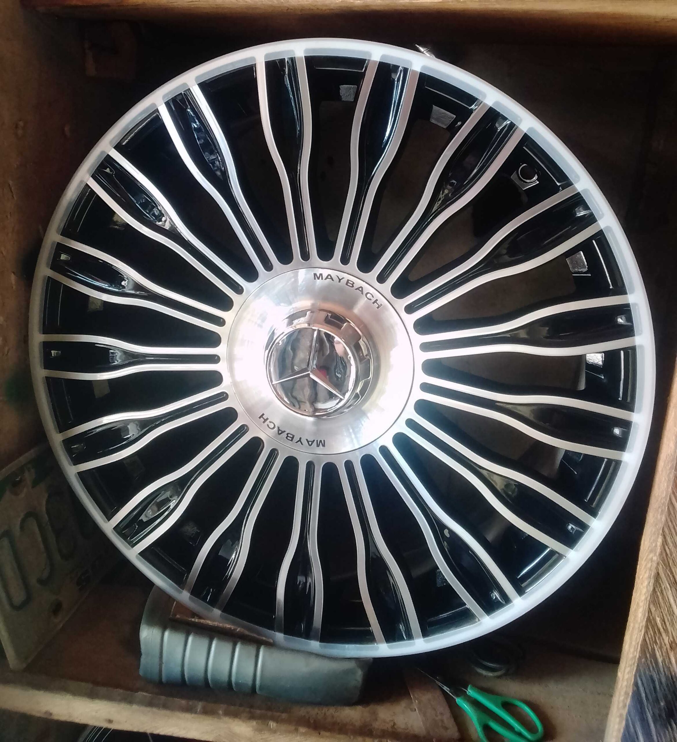 Complete Set of Mercedes Benz Maybach Rim for sale at Ikeja
