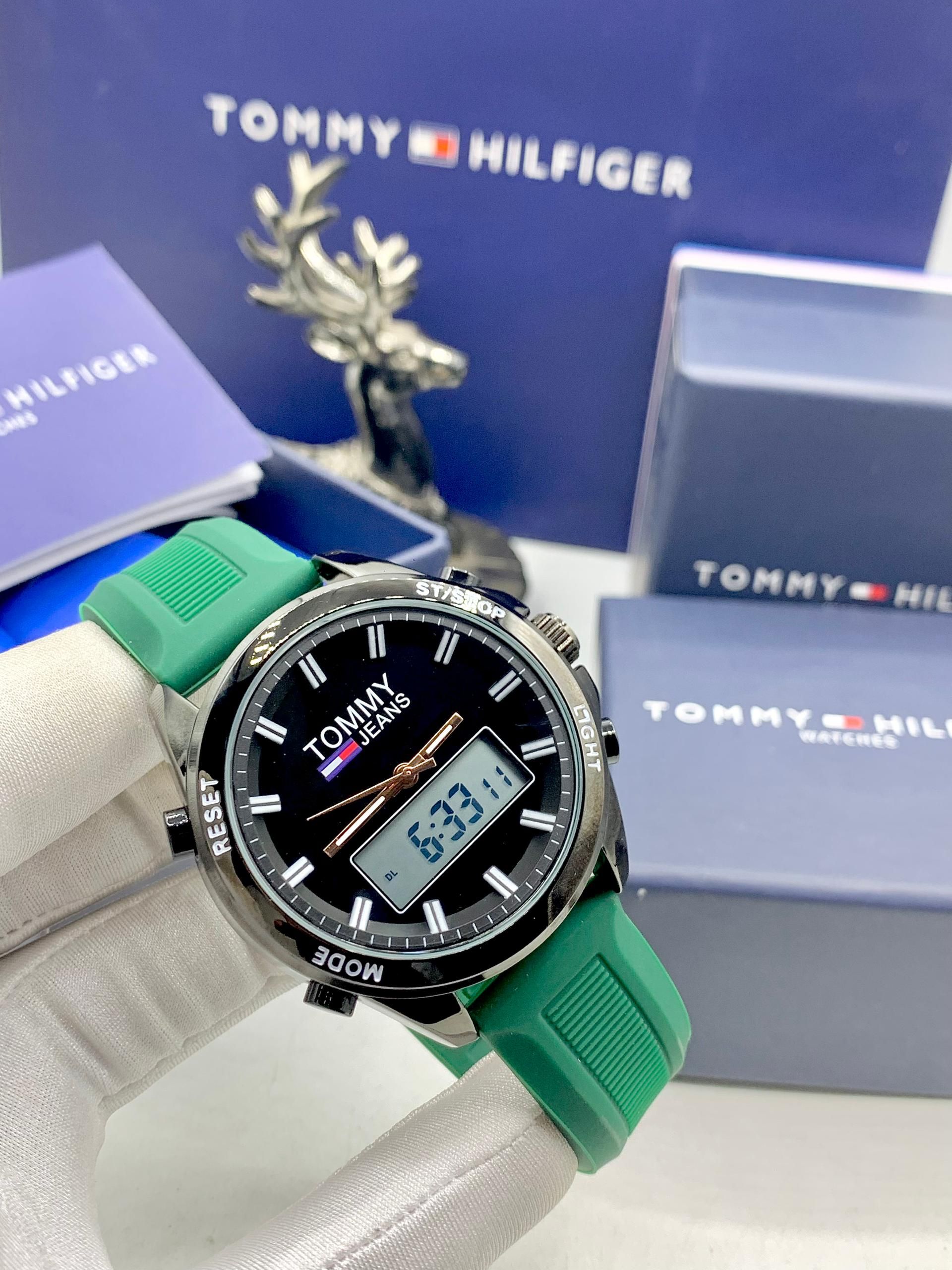 TOMMY HILFIGER CHRONOGRAPH RUBBER STRAP