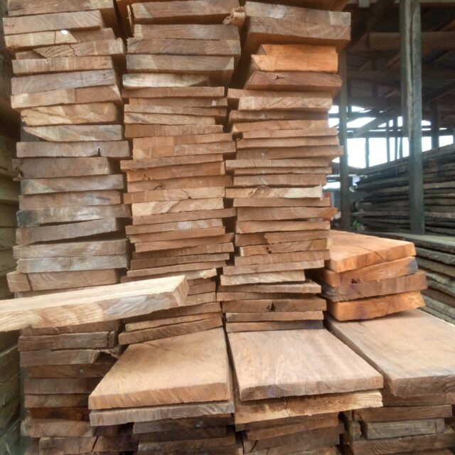 Akun and itara facing board for sale at Itamaga ikorodu