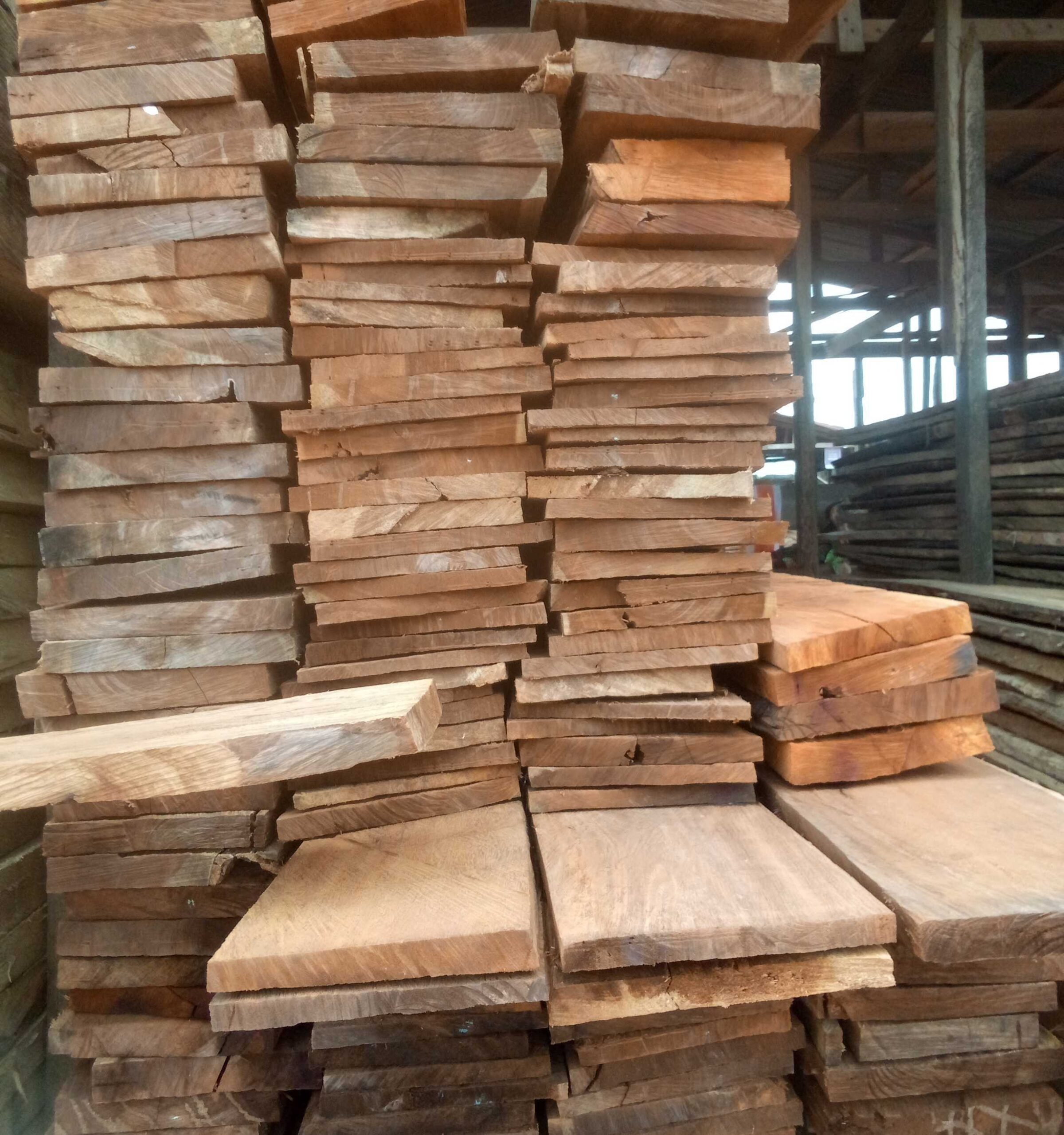 Akun and itara facing board for sale at Itamaga ikorodu