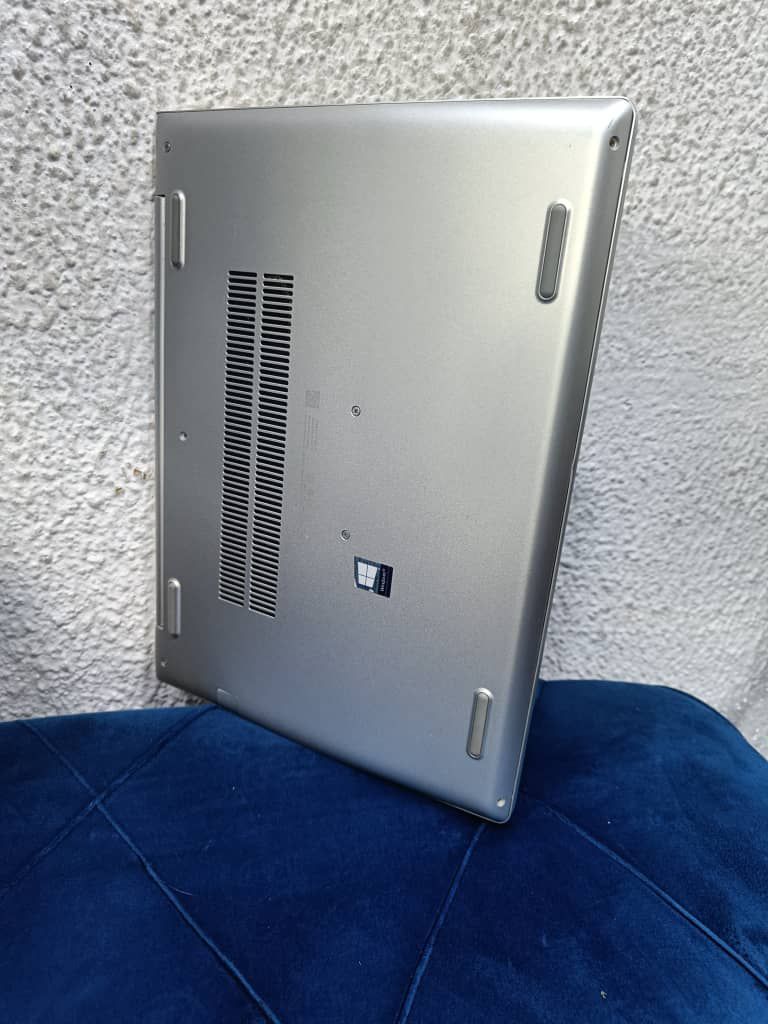 HP probook 440 G6 Intel core i5 Keyboard light 256GB SSD 8GB RAM