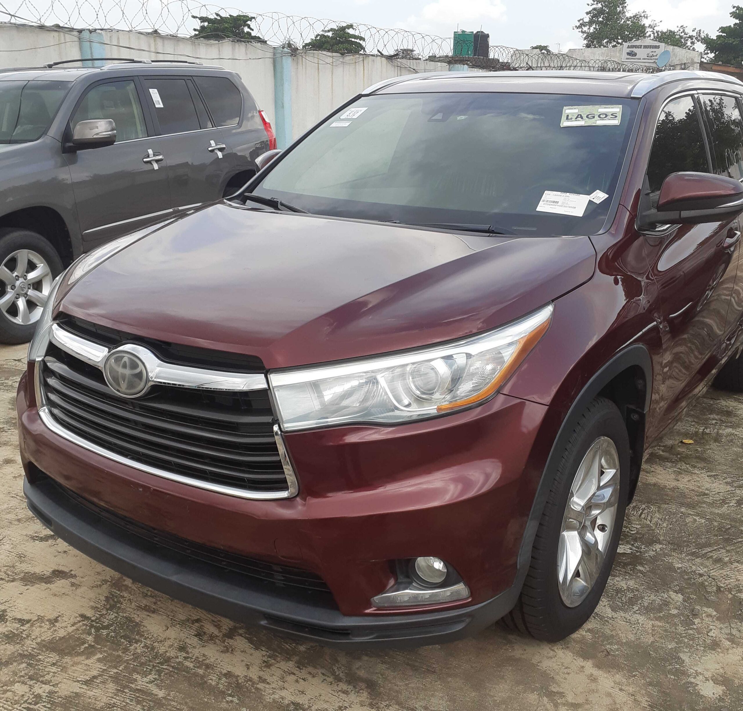 2014 Toyota Highlander for Sale at Ikeja