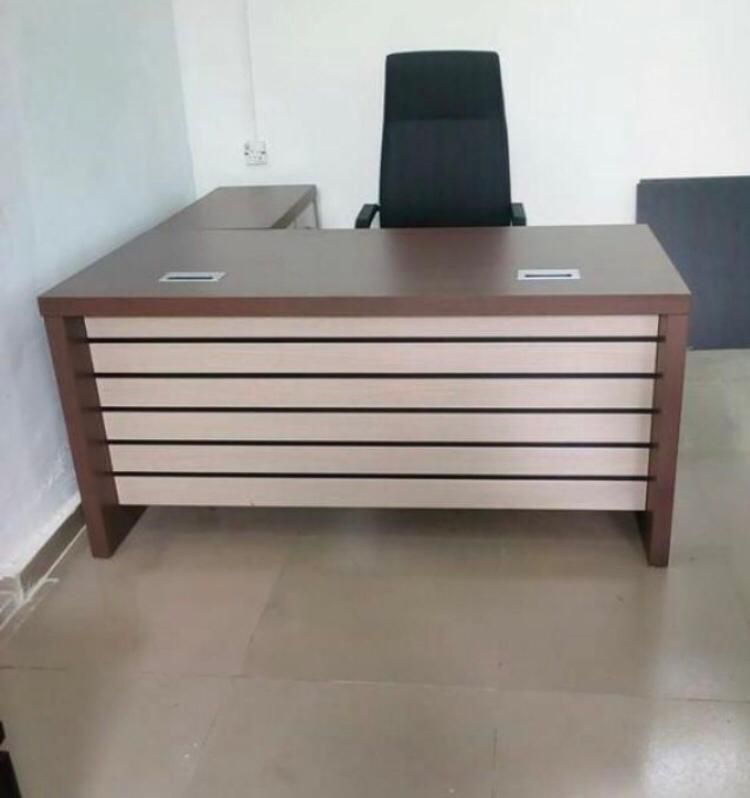 Executive Office table for sale at Mangoro ikeja
