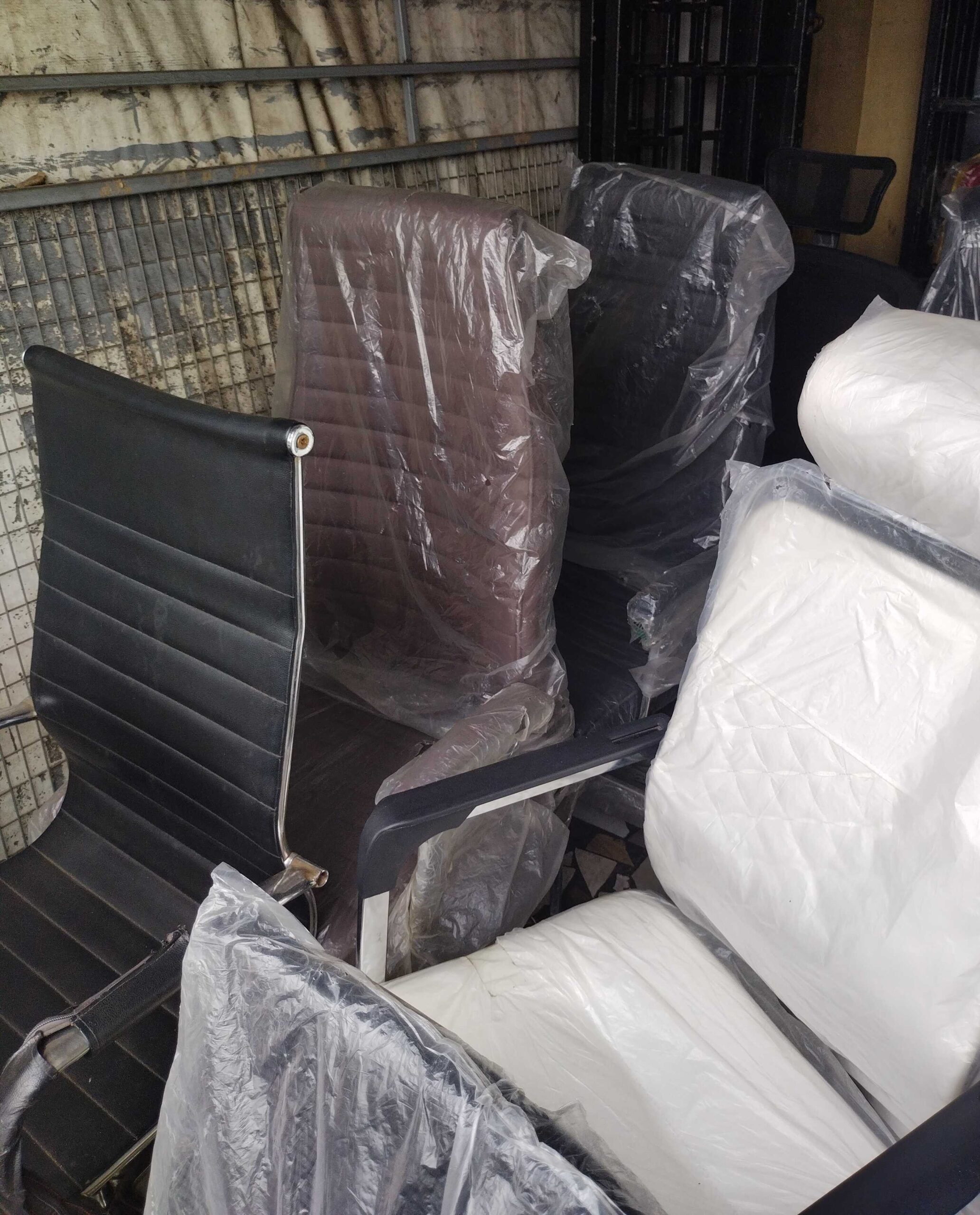 Office Chairs for sale at Mangoro Ikeja