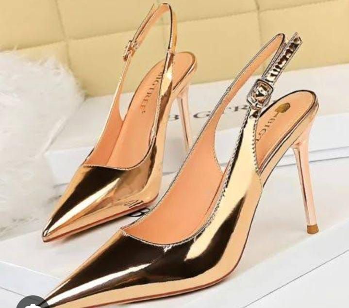 Us wedding shoes for sale at balogu market