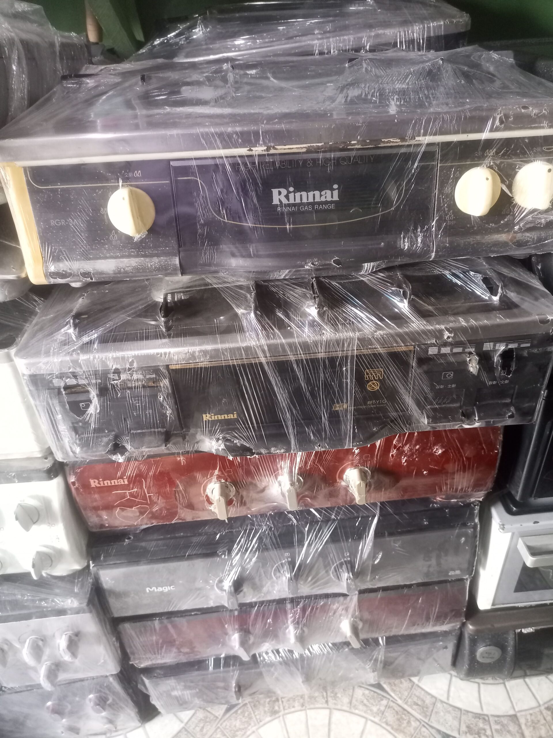 Maxi Standing Gas Cooker for sale 60 by 60