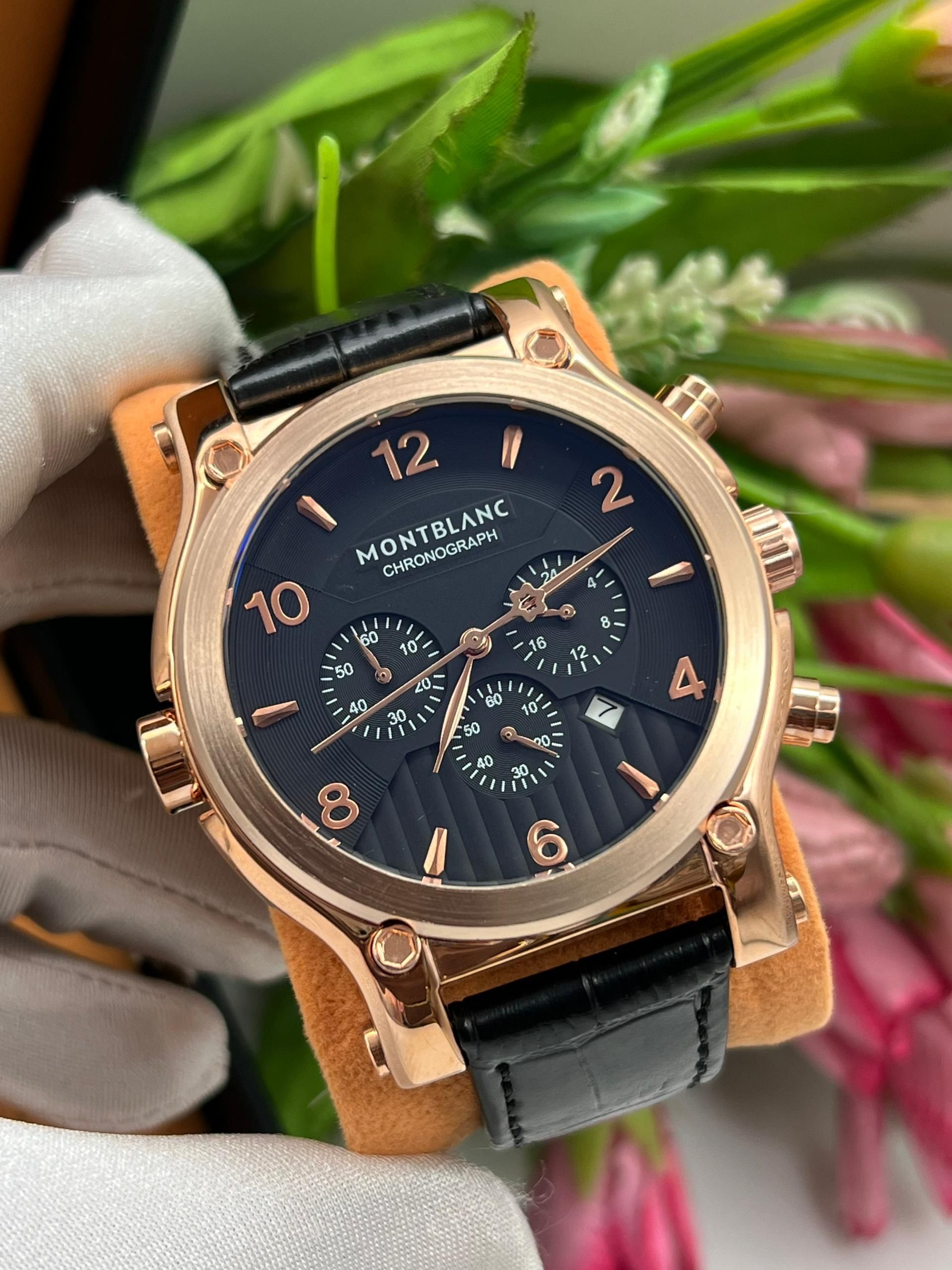 MONTBLANC STAINLESS STEEL HEAD LEATHER AND CHAIN WATCH,