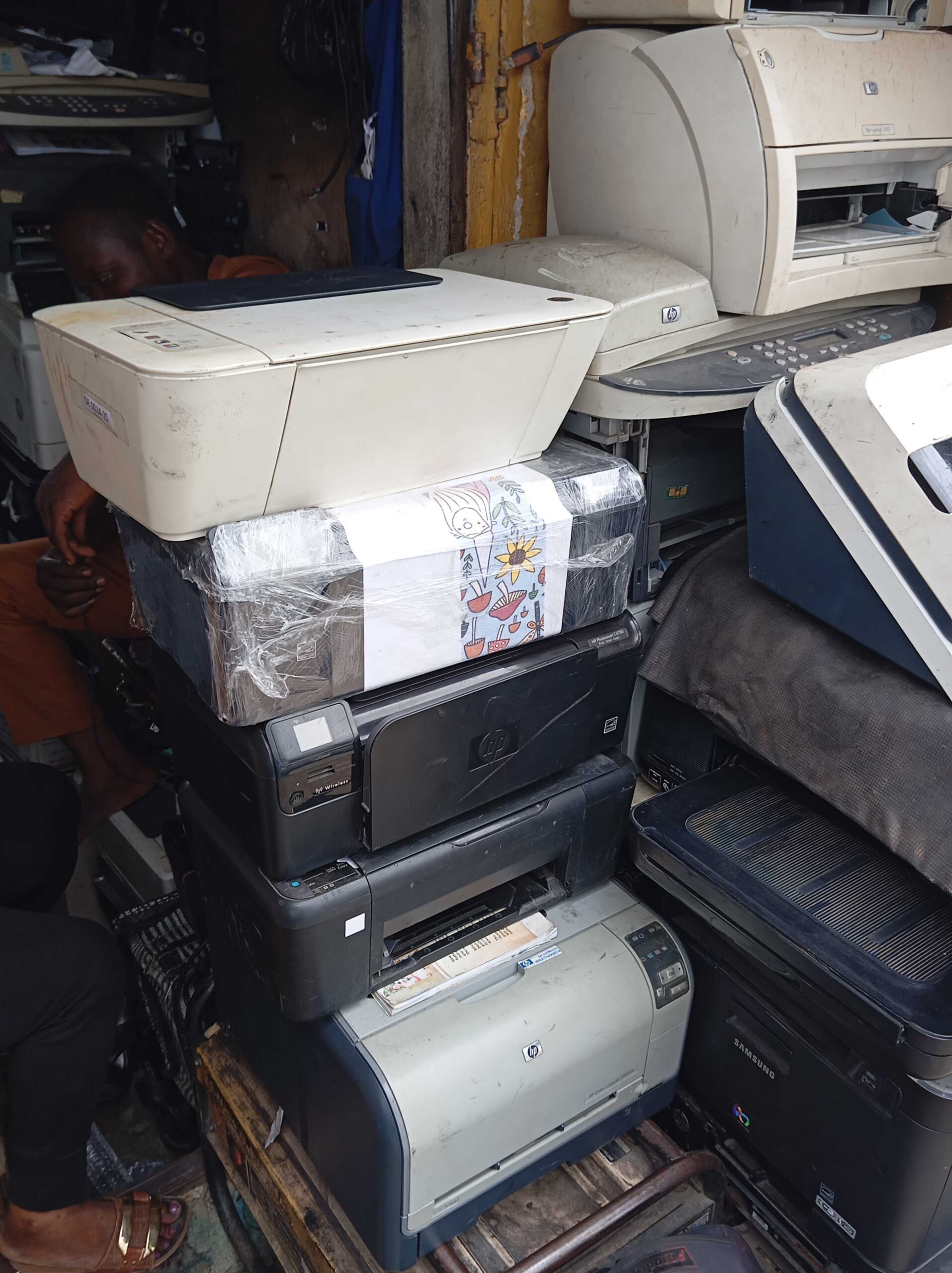 Hp Deskjet 1515 all in one for sale at Ikeja