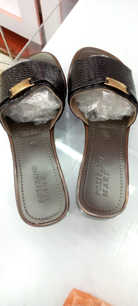 Italian shoes for sale at balogun market