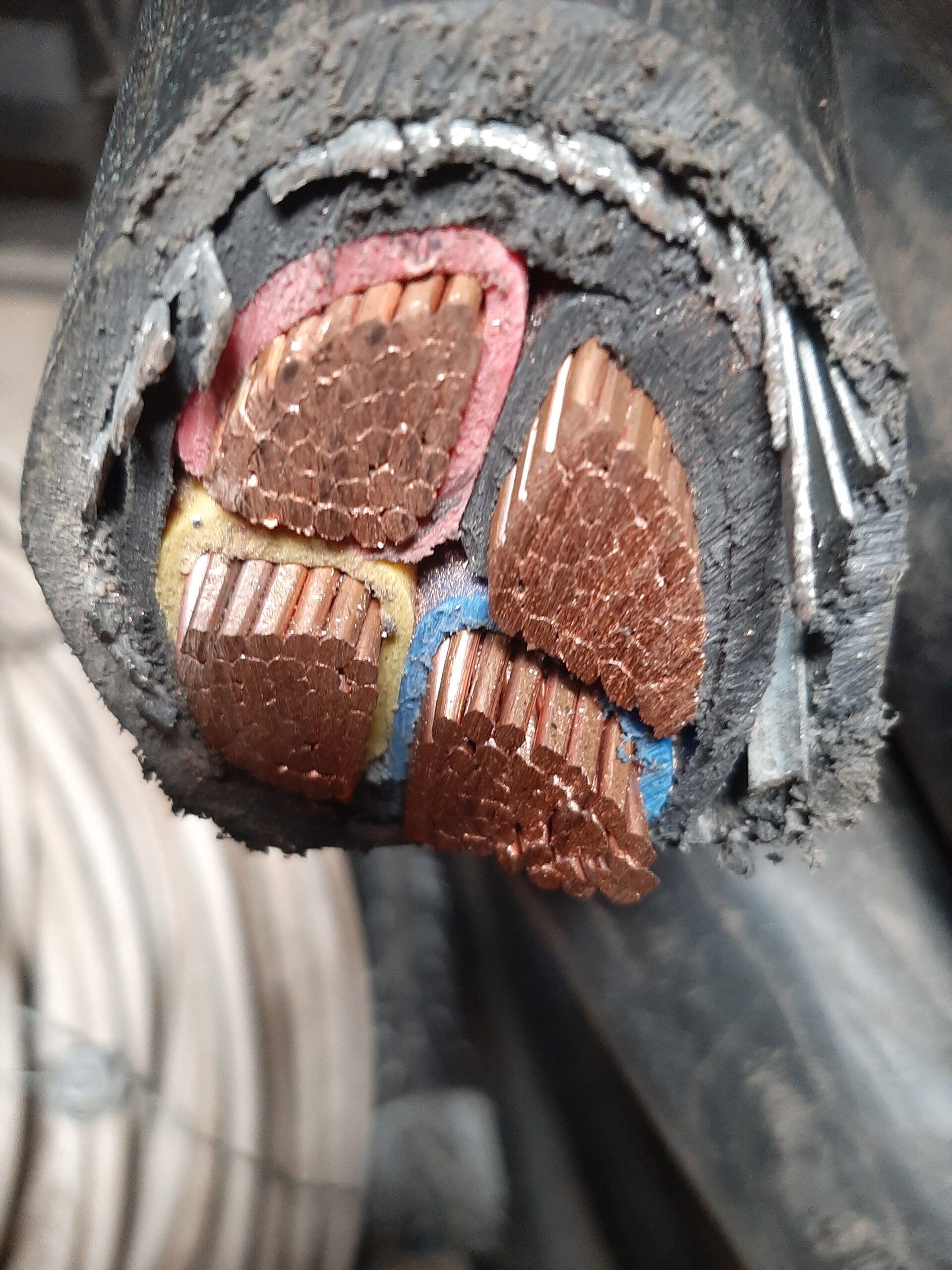 4x150mm armoured cable