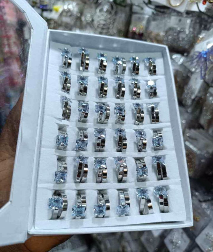 Whole Sales Gold GL Wedding Ring for sale at Ikeja