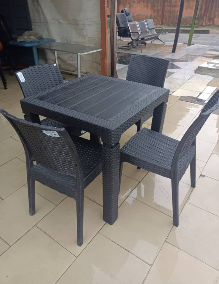 Quality Outdoor Set of chair for sale at Mushin