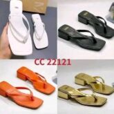 Ladies Slippers for outing for sale at Oshodi market