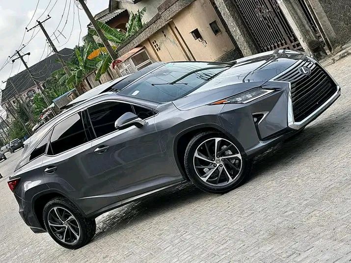Lexus RS350 for sale at Mushin