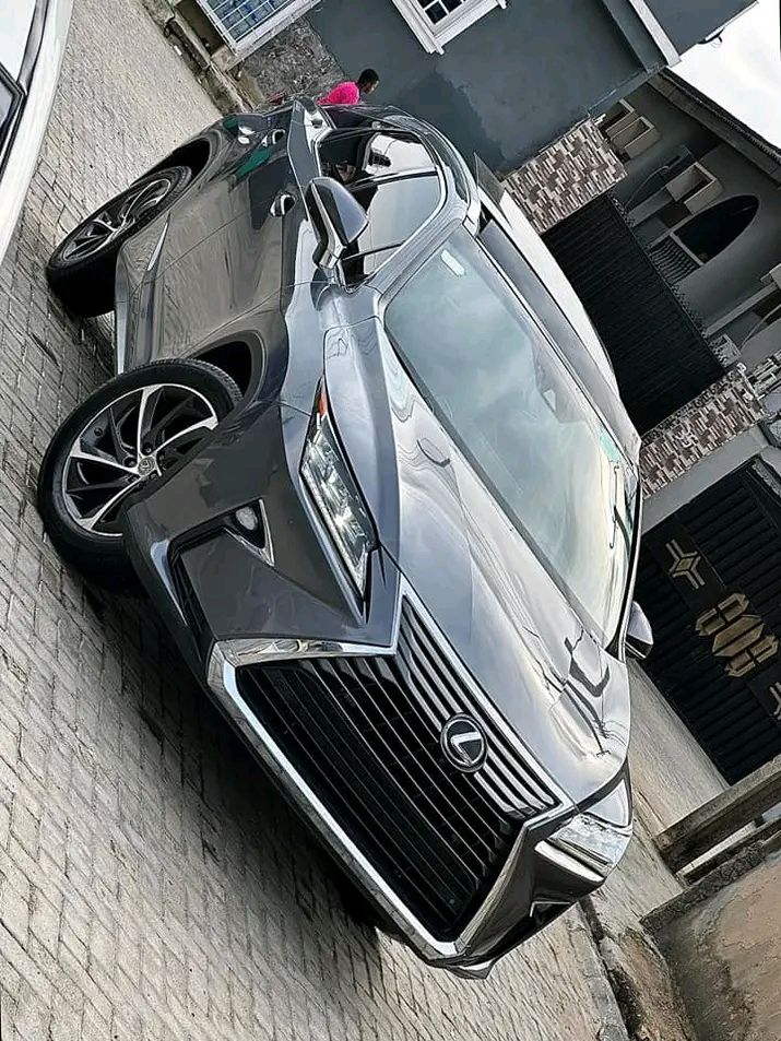 Lexus RS350 for sale at Mushin