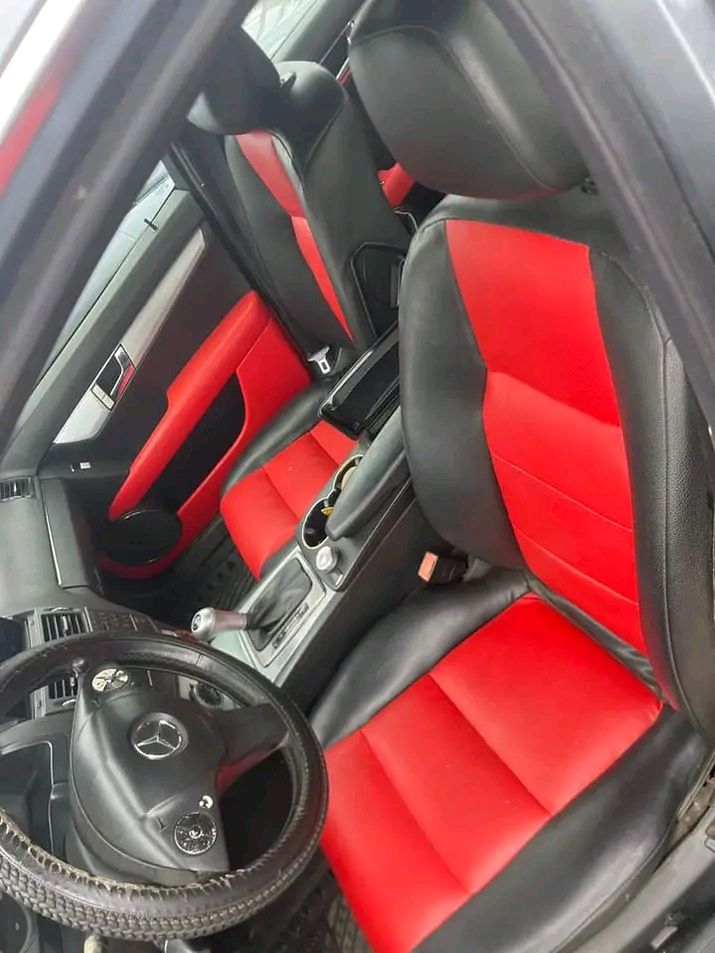 Mercedes Benz C350 for sale ato Ikeja Along