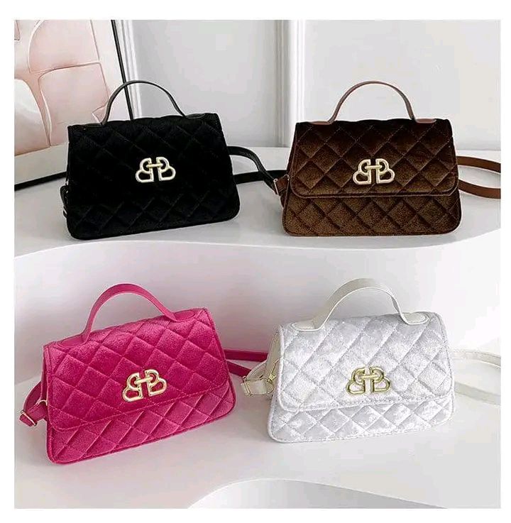 Ladies fashion handbags for sale at Oshodi market