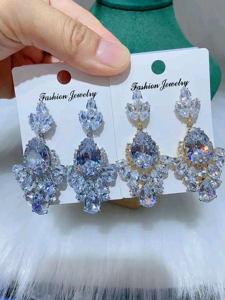 Wholesale earrings for women for sale at Oshodi market
