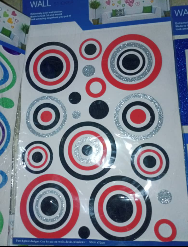 Wall decorations for sale at Kosofe